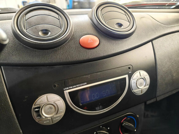 2013 Lifan Smily I (320), белый, 111300 рублей - вид 10