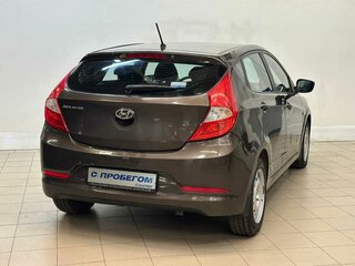 2016 Hyundai Solaris I Рестайлинг, коричневый, 780000 рублей, вид 4