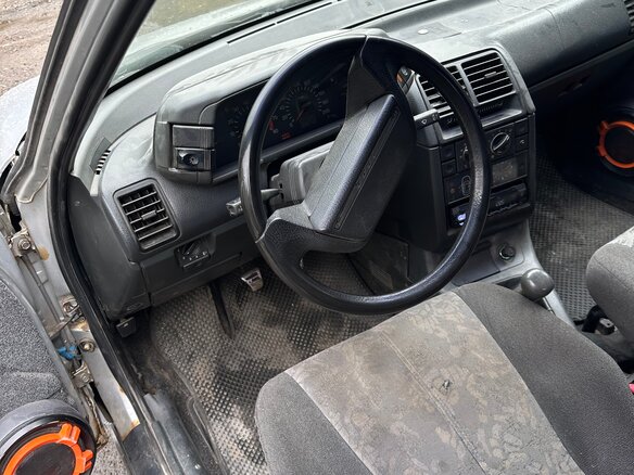 2006 Lada (ВАЗ) 2112, серебристый, 72000 рублей - вид 4