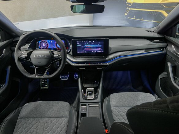2025 Skoda Octavia IV (A8) Рестайлинг, чёрный - вид 25