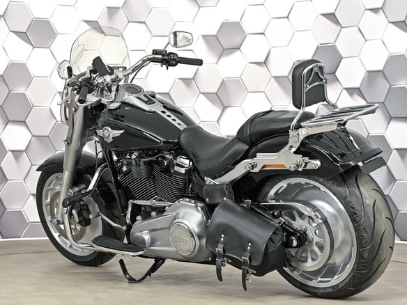 2019 Harley-Davidson Fat Boy, чёрный, 1799000 рублей - вид 7