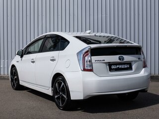 2012 Toyota Prius III Рестайлинг (XW30), белый, 1149000 рублей, вид 2