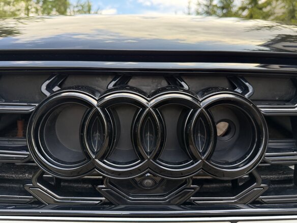 2018 Audi A8 Long 60 TFSI IV (D5), чёрный - вид 25