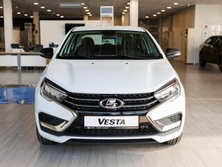 2026 Lada (ВАЗ) Vesta I Рестайлинг (NG), белый, 1785000 рублей, вид 2