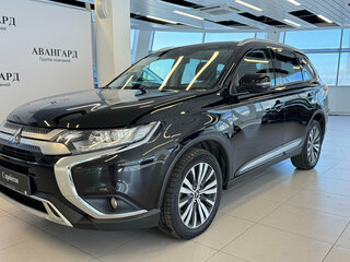 2019 Mitsubishi Outlander III Рестайлинг 3, чёрный, 1790000 рублей, вид 1