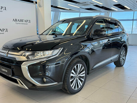 2019 Mitsubishi Outlander III Рестайлинг 3, чёрный, 1920000 рублей, вид 1