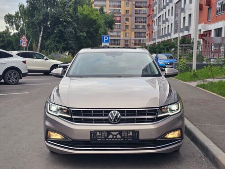 2022 Volkswagen Bora IV (China Market) Рестайлинг, золотистый, 1550000 рублей, вид 1