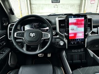 2025 Ram 1500 Crew Cab V Рестайлинг, белый, 10472000 рублей, вид 3