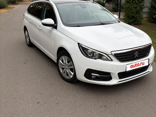 2018 Peugeot 308 II Рестайлинг, белый, 1270000 рублей, вид 3