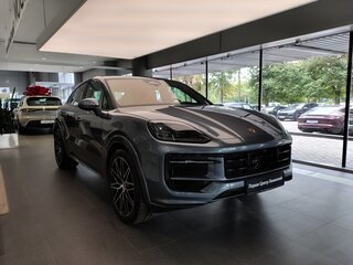 2026 Porsche Cayenne Coupé III Рестайлинг, серый, 21490000 рублей, вид 3