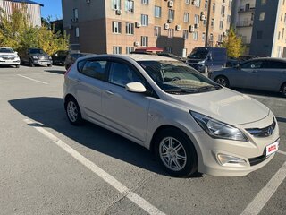 2014 Hyundai Solaris I Рестайлинг, бежевый, 1100000 рублей, вид 3