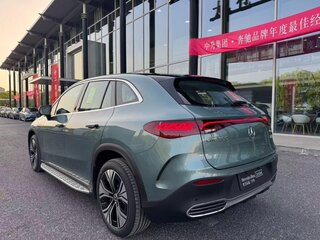 2024 Mercedes-Benz EQE SUV 500, зелёный, 8695000 рублей, вид 4