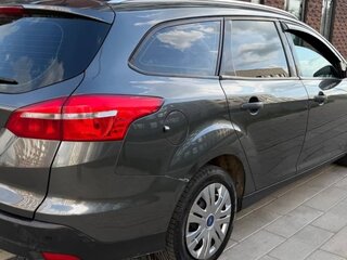 2019 Ford Focus III Рестайлинг, серый, 720000 рублей, вид 4