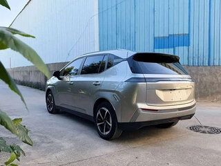 2026 Aion Y Plus 58.9 kWh, серый, 1590000 рублей, вид 5