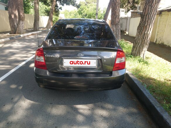 2005 Kia Cerato I, серый, 350000 рублей - вид 1