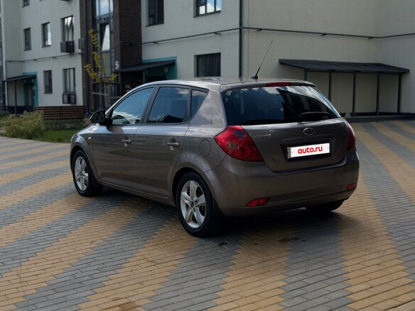 2009 Kia Ceed I, бежевый, 740000 рублей - вид 6