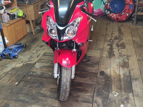 2002 Honda VFR 800, красный, 505000 рублей, вид 1