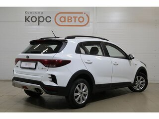 2021 Kia Rio X IV Рестайлинг, белый, 1327000 рублей, вид 3