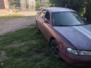 1993 Mazda 626 IV (GE), красный, 82000 рублей, вид 2