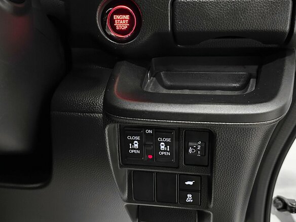 2022 Honda Stepwgn Spada VI, белый, 2897000 рублей - вид 18