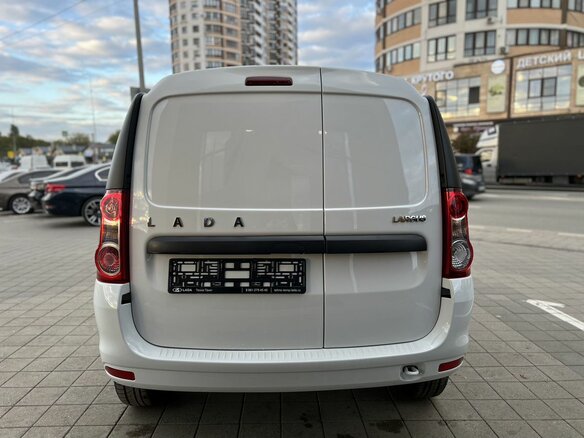 2026 Lada (ВАЗ) Largus I Рестайлинг, белый - вид 5