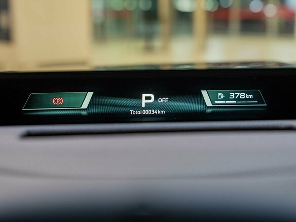 2026 BMW 7 серии 740 xDrive VII (G70) Рестайлинг, синий, 24190000 рублей - вид 21