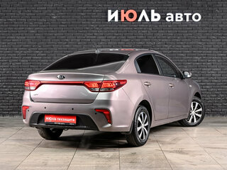 2019 Kia Rio IV, серый, 1400000 рублей, вид 4