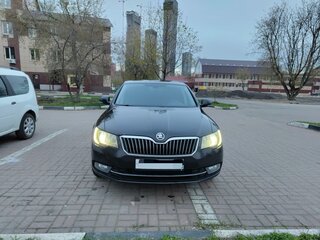 2014 Skoda Superb DSG II Рестайлинг, чёрный, 1050000 рублей, вид 2
