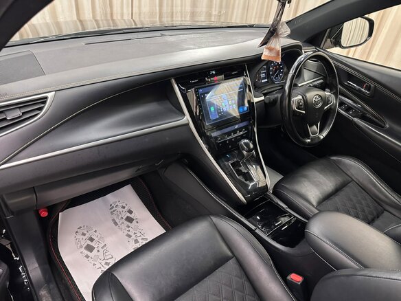 2019 Toyota Harrier III (XU60) Рестайлинг, чёрный, 2899900 рублей - вид 13