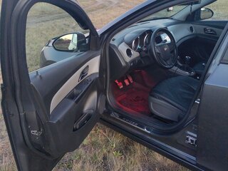 2011 Chevrolet Cruze I, серый, 750000 рублей, вид 5