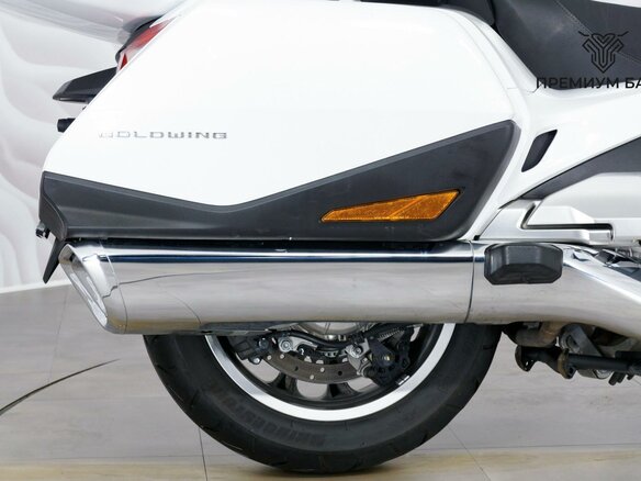 2021 Honda GL 1800 Gold Wing, белый, 2527000 рублей - вид 8