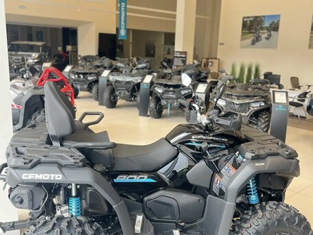 2026 CFMoto CFORCE 800 HO EPS, чёрный, 1439900 рублей, вид 1