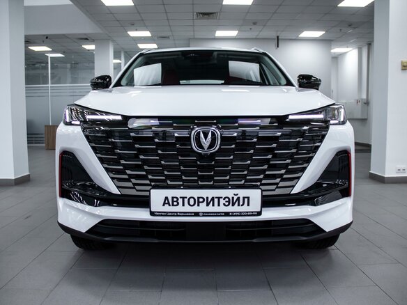 2025 Changan UNI-S I, белый, 3179900 рублей - вид 3
