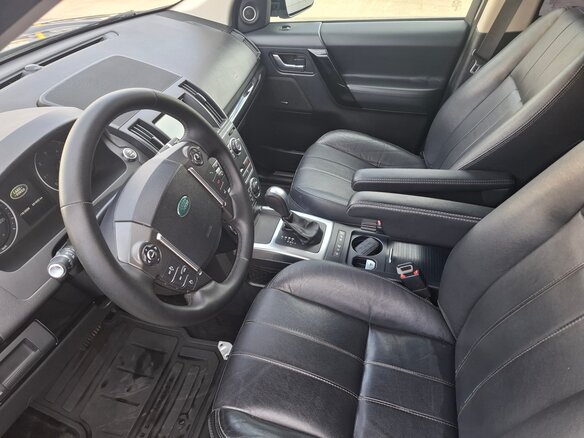 2014 Land Rover Freelander II Рестайлинг 2, чёрный, 1550000 рублей - вид 10