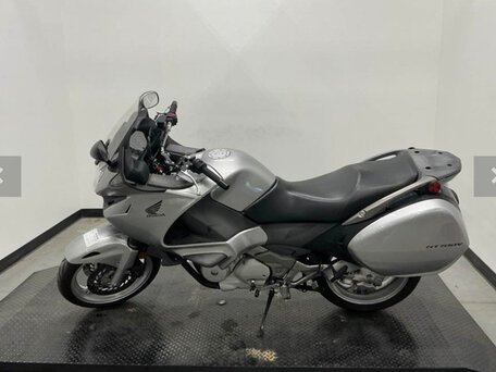 2010 Honda NT700V Deauville, серый, 470000 рублей, вид 3