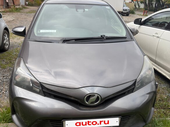 2016 Toyota Vitz III (XP130) Рестайлинг, серый, 700000 рублей