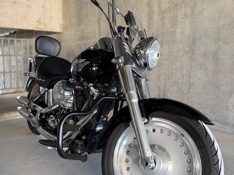 2007 Harley-Davidson Fat Boy, чёрный, 950000 рублей, вид 3