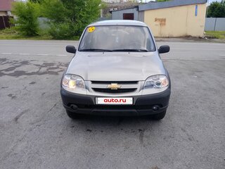 2010 Chevrolet Niva I Рестайлинг, серый, 460000 рублей, вид 1