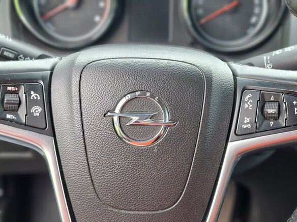 2013 Opel Astra J Рестайлинг, серый, 560000 рублей - вид 10