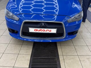 2011 Mitsubishi Lancer X Рестайлинг, синий, 650000 рублей, вид 1