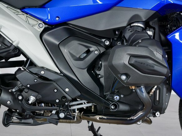 2025 BMW R 1300 RS, синий, 2499000 рублей - вид 9
