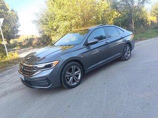 2023 Volkswagen Jetta VII Рестайлинг, серый, 1550000 рублей, вид 4