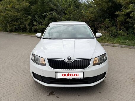 2013 Skoda Octavia III (A7), белый, 860000 рублей, вид 2