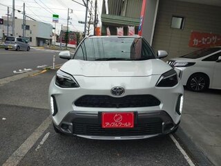 2023 Toyota Yaris Cross I, белый, 1650400 рублей, вид 2