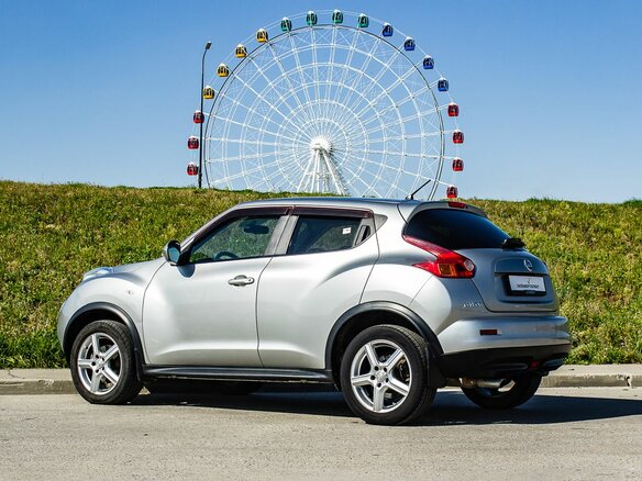 2011 Nissan Juke I, серебристый, 770000 рублей - вид 5