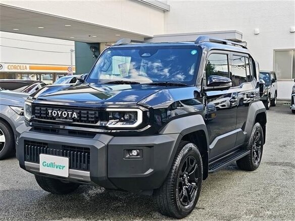 2026 Toyota Land Cruiser FJ, чёрный - вид 2