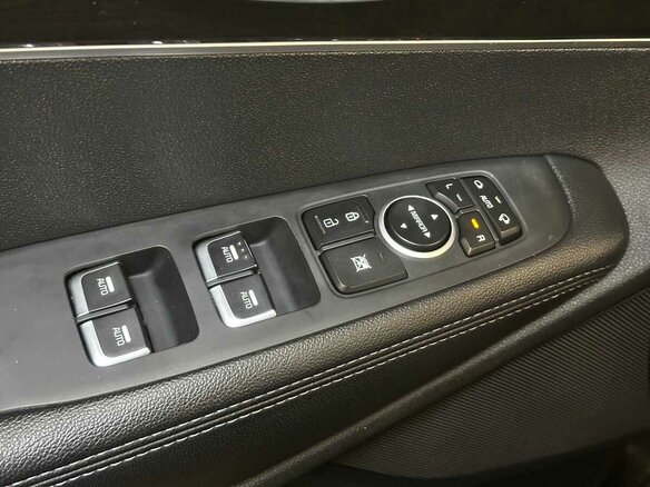 2017 Kia Sorento III Prime, чёрный, 2090000 рублей - вид 10