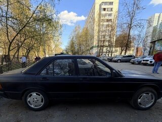 1986 Mercedes-Benz 190 (W201), чёрный, 260000 рублей, вид 3