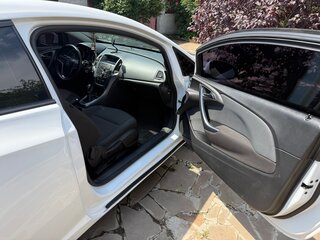 2012 Opel Astra J, белый, 850000 рублей, вид 4