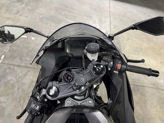 2025 Kawasaki ZX-6R Ninja, чёрный, 1300000 рублей, вид 4